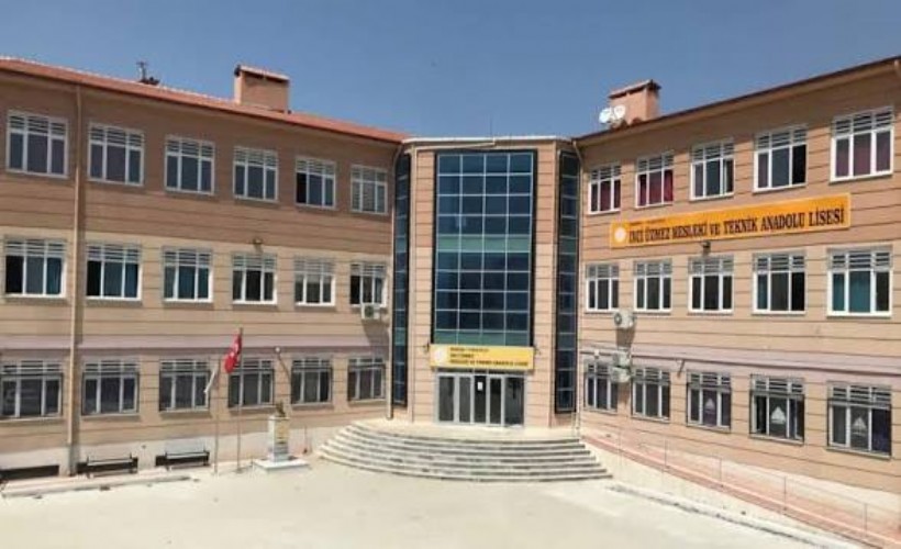 Okulda skandal! Öğretmenden Atatürk’e hakaret