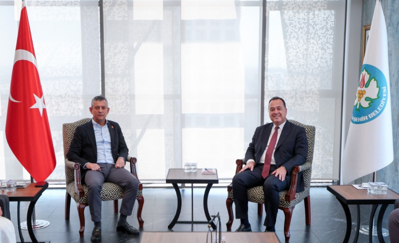 Özgür Özel Dutlulu'yla ile bir araya geldi: Kınay'ın katılımı dikkat çekti