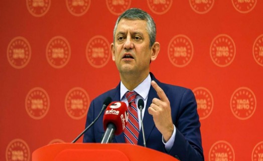 Özel, savaşa karşı öneri paketi ve iktidara 'bildiri' tepkisi: 'Tercümesini sitenize koyamadınız'