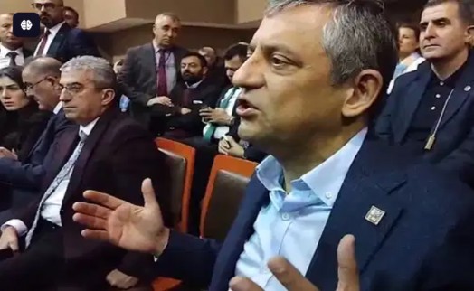 Özgür Özel'den mahkeme heyetine: 'Salonu germeye çalışan bir hakim var!'