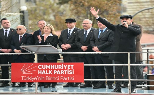 Özgür Özel: Ne Ömer'i ne Ekrem'i veririz