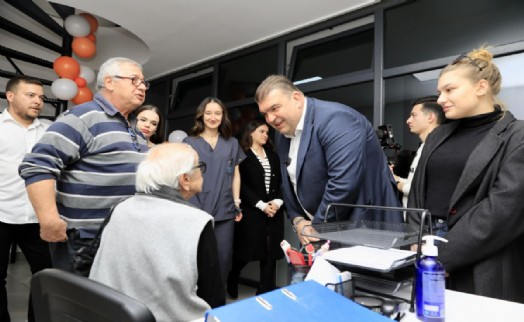 Seferihisar’da emeklilere bayramda %25 indirim desteği