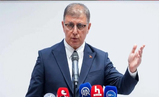 Tugay'dan Kaya'nın 'hizmet binası' çağrısına yanıt: 'Ortak aklınızı altyapı, ulaşım için bekliyoruz'