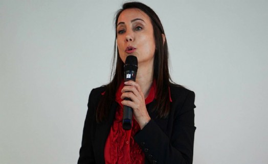 Tülay Hatimoğulları'ndan 'süreç' açıklaması: 'Hem müzakere hem mücadele ediyoruz'