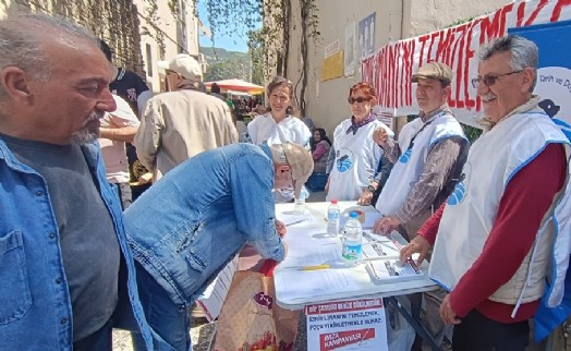 'Körfezin çamurunu Foça'ya dökmeyin' İmza kampanyası başlatıldı!