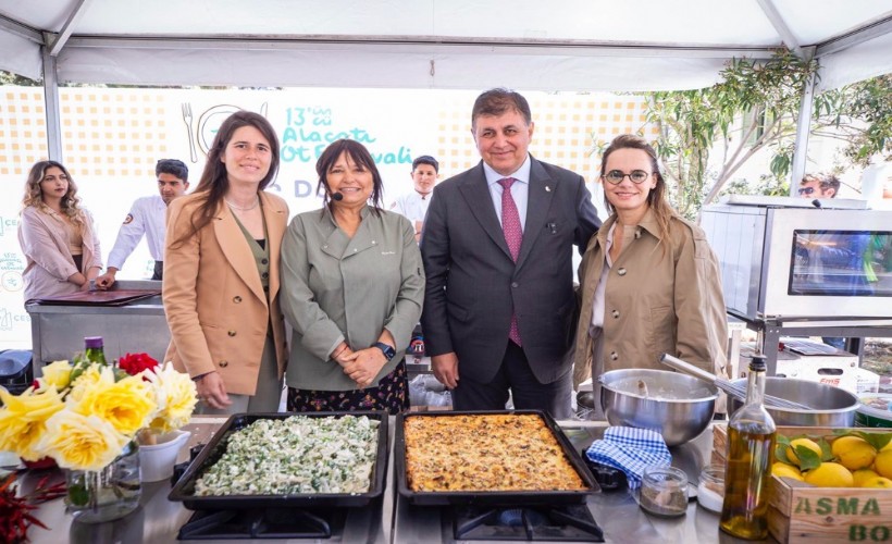 15. Uluslararası Alaçatı Ot Festivali’nde gastronomi rekabeti ve lezzet şöleni başlıyor