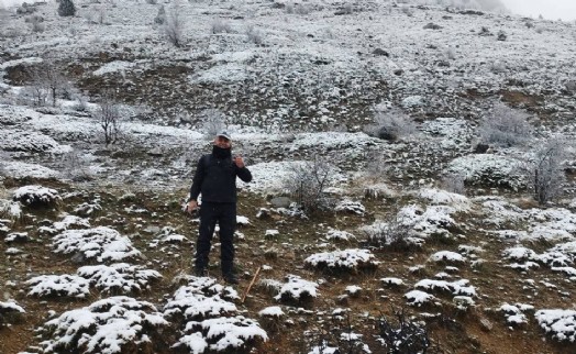 Afyon'a nisan sonu kar şaşkınlığı!