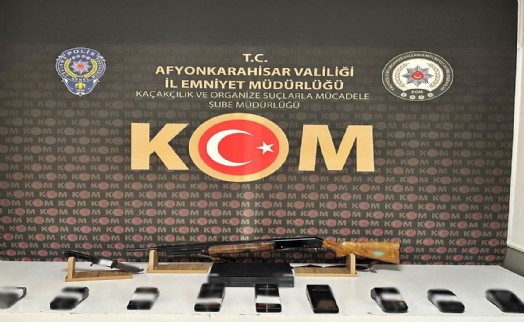 Afyon'da polis operasyonları: 5 tutuklama