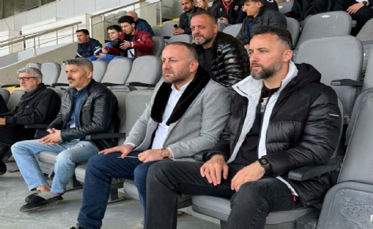 Altay, Afyonspor'u sıkı takipte!