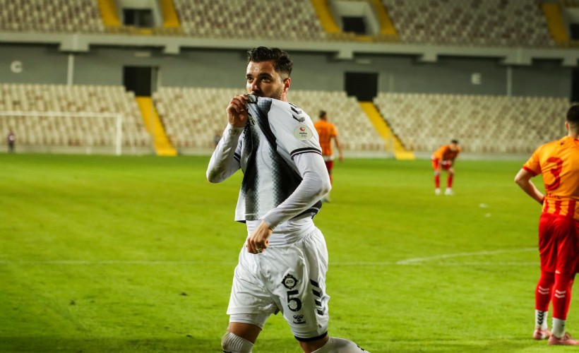 Altay'da Sefa'dan veda sinyali