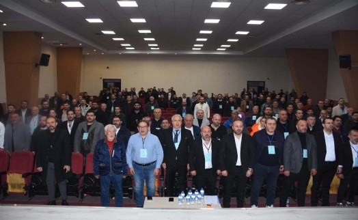 Altay mayısta kongreye gidecek