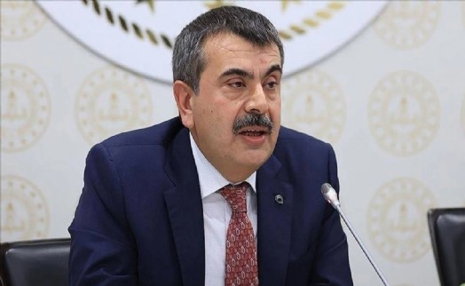 Bakan Tekin 'Atatürk'e mektup' yarışmasının engellenmesini savundu! Eğitim-İş'e: 'Böyle hukuksuzlukları gidin CHP'nin içinde yapın'