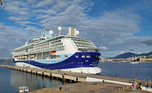 Bodrum'da kruzaviyer turizmi hızlı başladı
