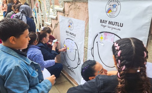 Bornova'da anlamlı şenlik: Sayra ve Çınar'ın adı gülüşlerle yaşıyor