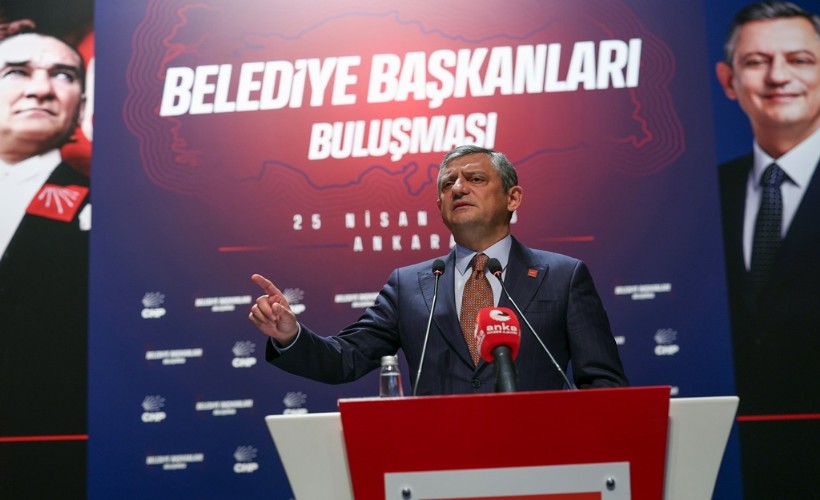 CHP'den Belediye Başkanları zirvesi: Özgür Özel CHP'nin hukukçu heyetini açıkladı! 'Yepyeni bir iş yapıyoruz'