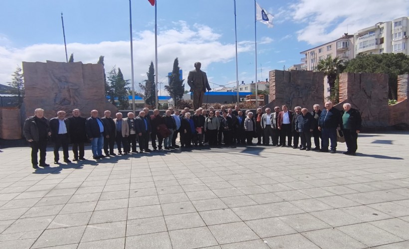 CHP'li eski ilçe başkanlarından dikkat çeken bildiri: 'İzmir'de uyarı zamanı'