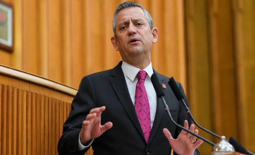 CHP lideri Özgür Özel'den iktidara 'seçim' çağrısı: '55 vekilin istifasını getirmeyen namerttir'