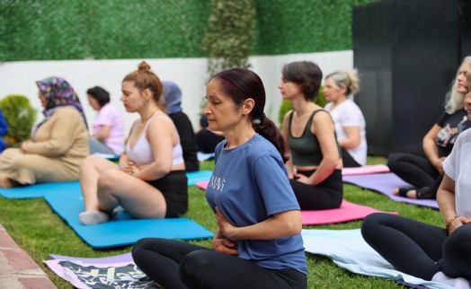 Gülşah Durbay Kadın Danışma Merkezi'nde yoga heyecanı