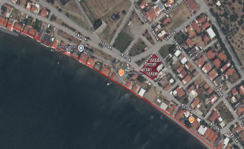 İzmir’de denize sıfır parsellere özelleştirme kararı!