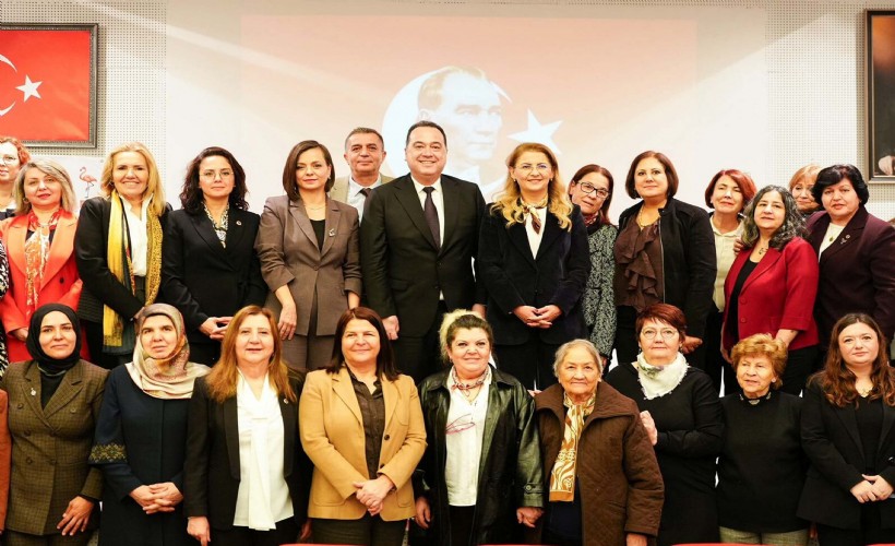Kadın Belediye Başkanları 3 Nisan'ın yıl dönümünde bir arada