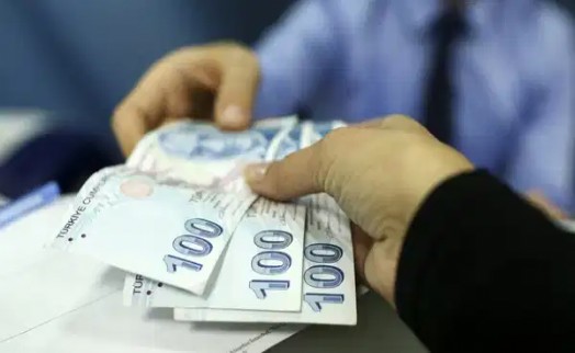 Kamu bankalarında 'akraba' kredilerine maaş sınırı: Kapsam genişletildi