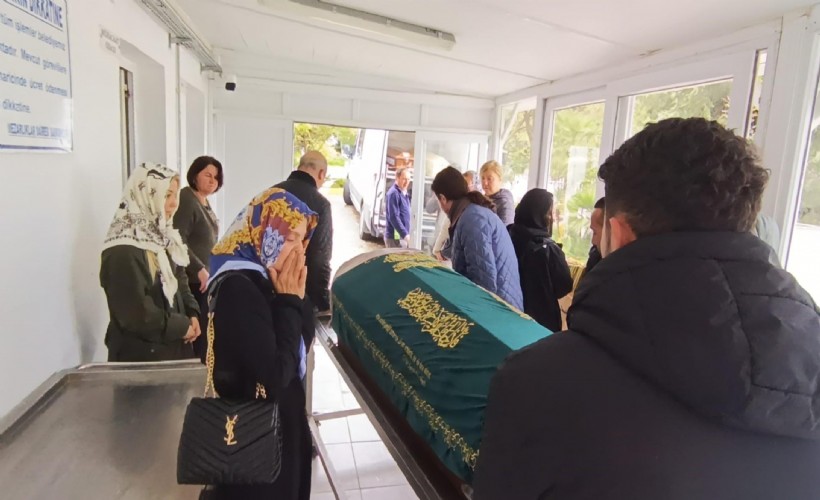 Mehmet Ali Erbil annesini son yolcuğuna uğurlamadı