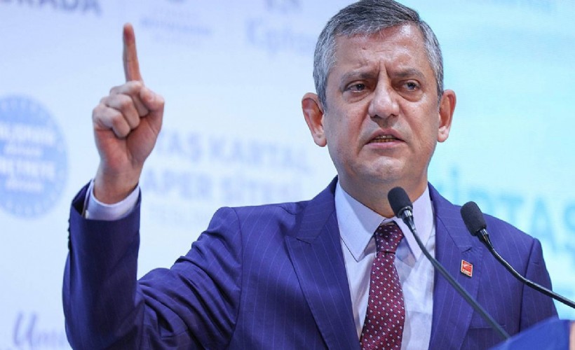 Özel'den Ataşehir'e çağrı: 'Onursal Adıgüzel'e hep birlikte sahip çıkıyoruz'