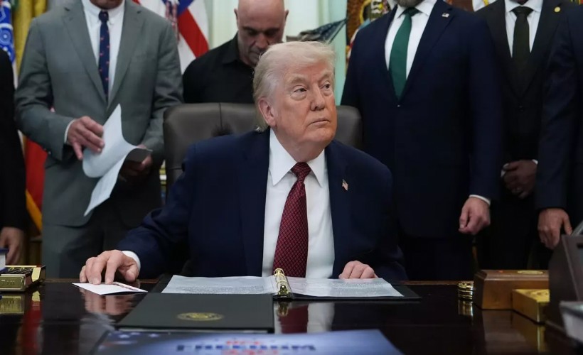 Trump duyurdu: ABD, İran'ın gemisini vurdu!