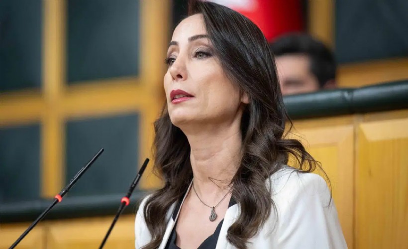 Tülay Hatimoğulları'ndan AK Parti'ye 'süreç' eleştirisi: 'İktidar aksak, ürkek ve oyalayıcı bir tutum içinde'