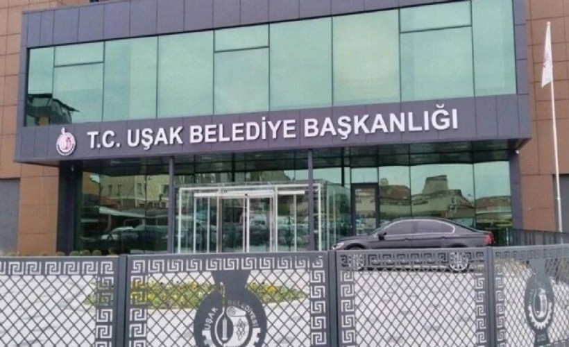 Uşak Belediyesi'ne yönelik operasyonda gözaltına alınan 29 kişi adliyeye sevk edildi