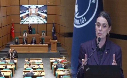 Üsküdar Belediye Meclisi'nde gergin anlar!