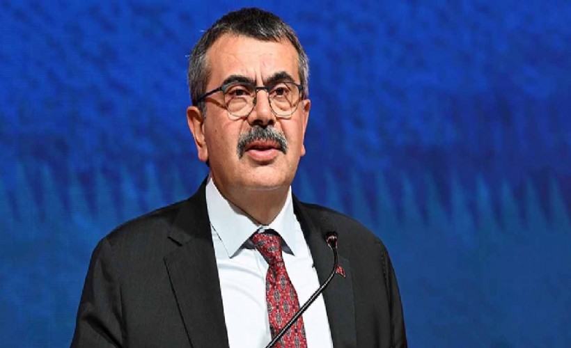 Bakan Tekin okullarda alınan yeni önlemleri açıkladı