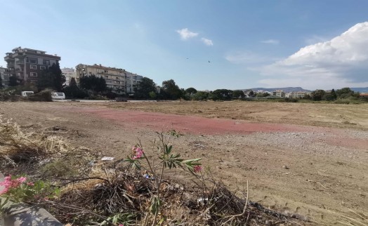Karşıyaka Zübeyde Hanım Stadı için hareketlilik başladı