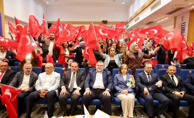AK Parti İzmir’den İl Danışma ve Bayramlaşma programı!