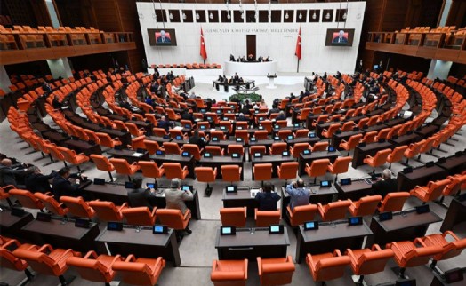 AK Parti'den Bakanlara yazı: Grup toplantısı öncesi beyan verilmemesi istendi