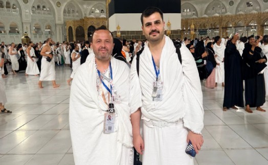 AK Partili Eyyüp Kadir İnan, hac vazifesi için kutsal topraklarda