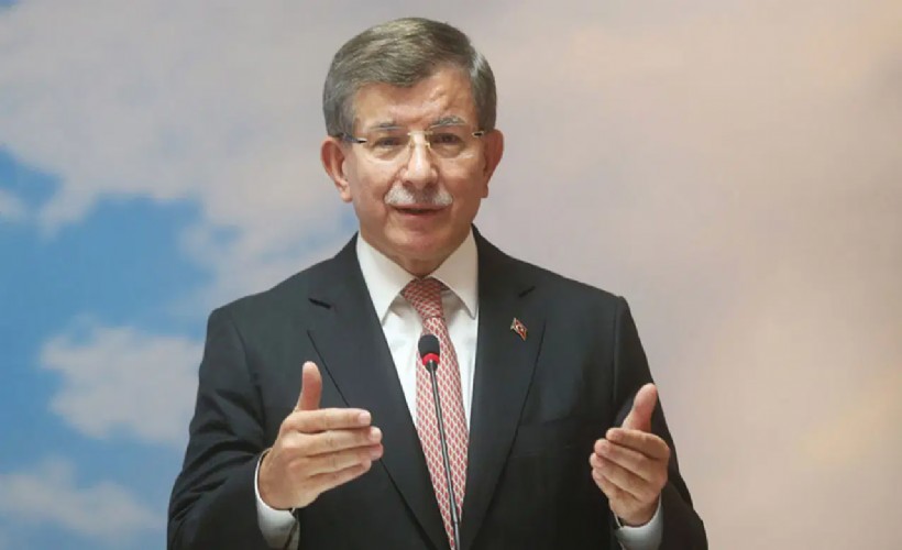 Ahmet Davutoğlu'ndan bakanlara eleştiri: İki seçmeni var