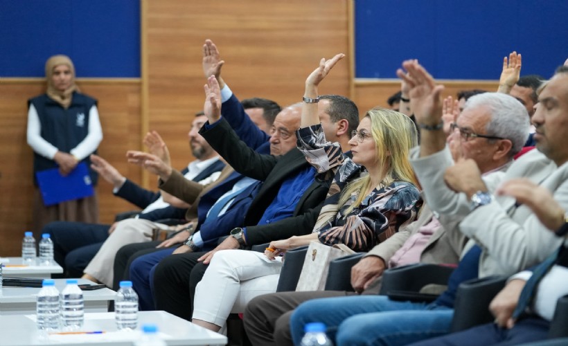 Aliağa Belediye Meclisi'nde kesin hesaba oy birliği