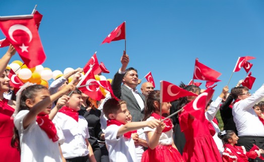 Aliağa’nın özel çocuklarından rengarenk 2. Bahar Şenliği