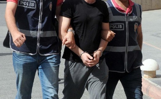 Aranan 2 hükümlü yakalandı