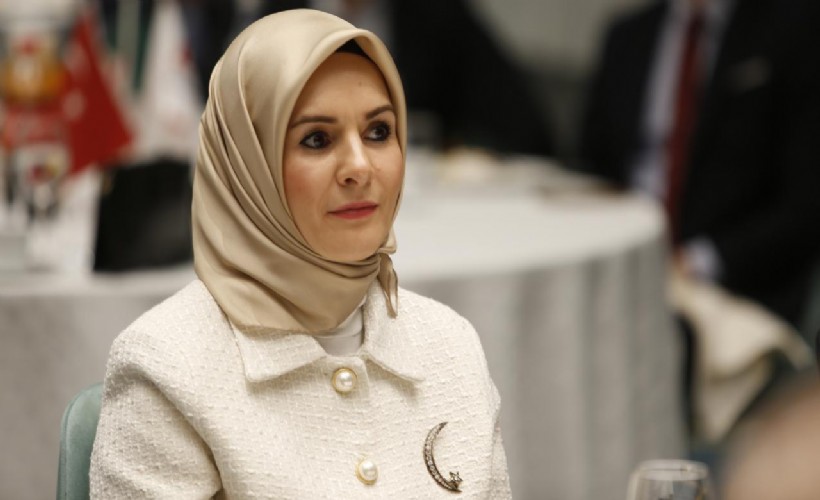 Bakan Göktaş'tan o eleştirilere 'fotoğraflı' yanıt: Son derece doğal