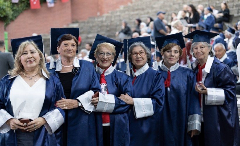 Balçova’da 3. Yaş Üniversitesi’nde kepler umuda  atıldı!
