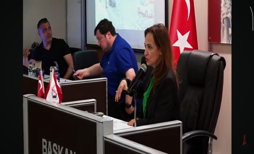 Başkan Ünsal'dan AK Partili Öztürk'ün uyarılarına 'darbe' yanıtı