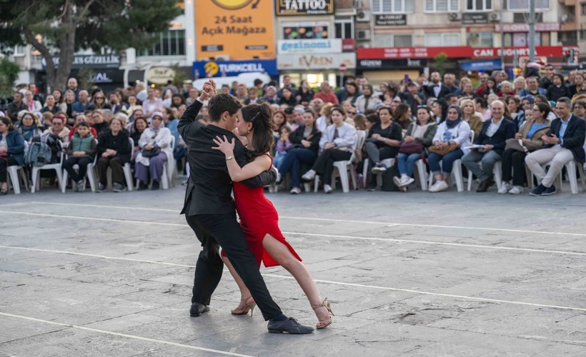 Bornova’da Dünya Dans Günü Kutlaması