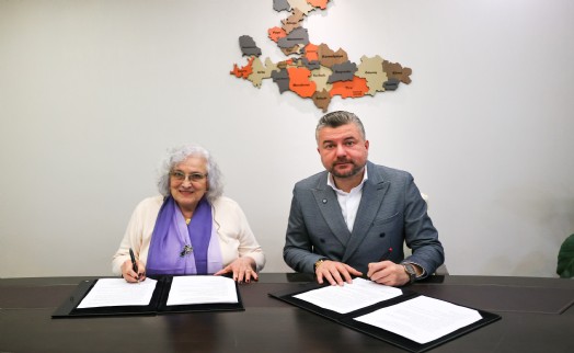 Buca Belediyesi'nde cinsiyet eşitliği protokolü imzalandı