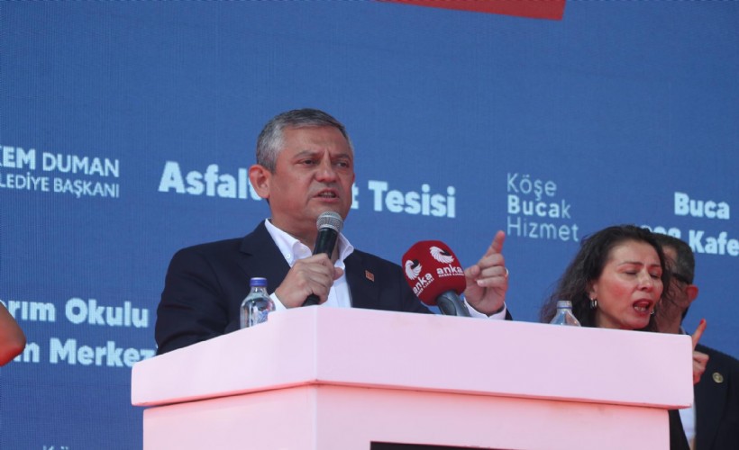 Özel'den Buca'daki açılışta sert kurultay mesajı; Üstüne üç kurultay yapılmış kurultayı kendilerince tartıştırıp partiyi zayıflatmaya çalışıyorlar