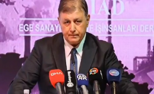 Cemil Tugay'dan bir U dönüşü daha: Daha önce çöp demişti, şimdi İzmir'i merkez yapmak istiyor!