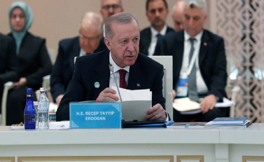 Erdoğan'dan Türk devletlerine uyarı: Hürmüz'ü örnek gösterdi