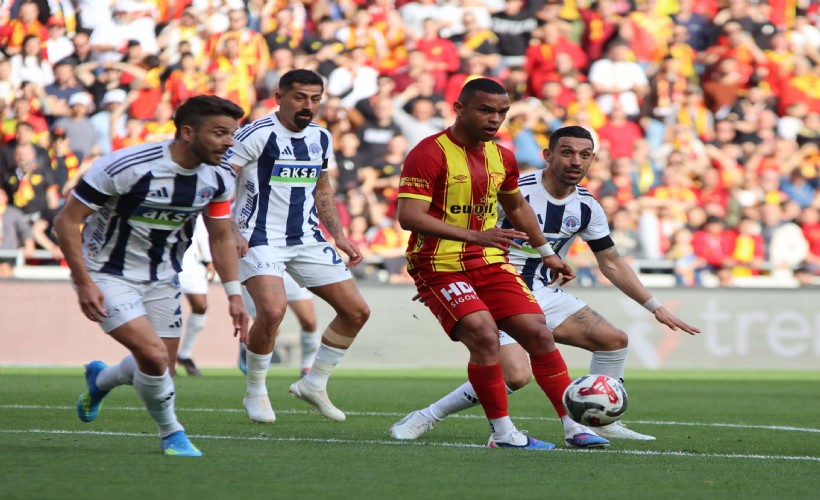 Göz-Göz Juan'ı satmak için acele etmeyecek
