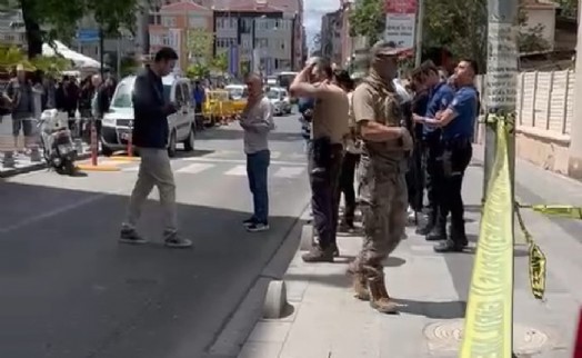 İş merkezinde silahlı çatışma çıktı: 2 polis şehit!